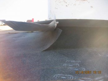 Tie in to chimney flashing